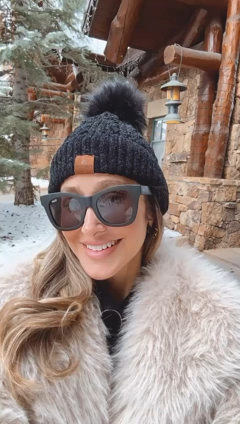 Cozy and stylish winter outfit idea
The cream fur coat is so beautiful and chic.
This is the most comfortable Amazon set, I have it in so many colors.
I love these black boots, very stylish.
Everything fits true to size
I’m wearing a size small in the set and XS in the coat

#LTKtravel #LTKshoecrush #LTKSeasonal