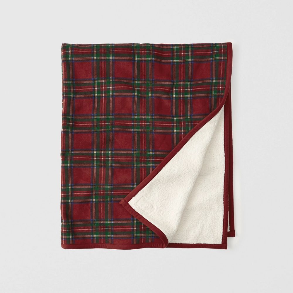 Plaid Sherpa Blanket | Abercrombie & Fitch US & UK