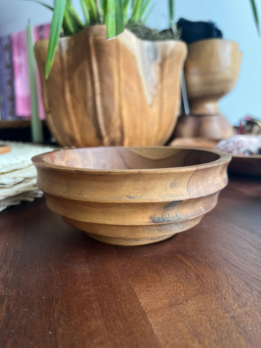 HORIZON GROOVE WOODEN BOWL | Natalie Martin Collection