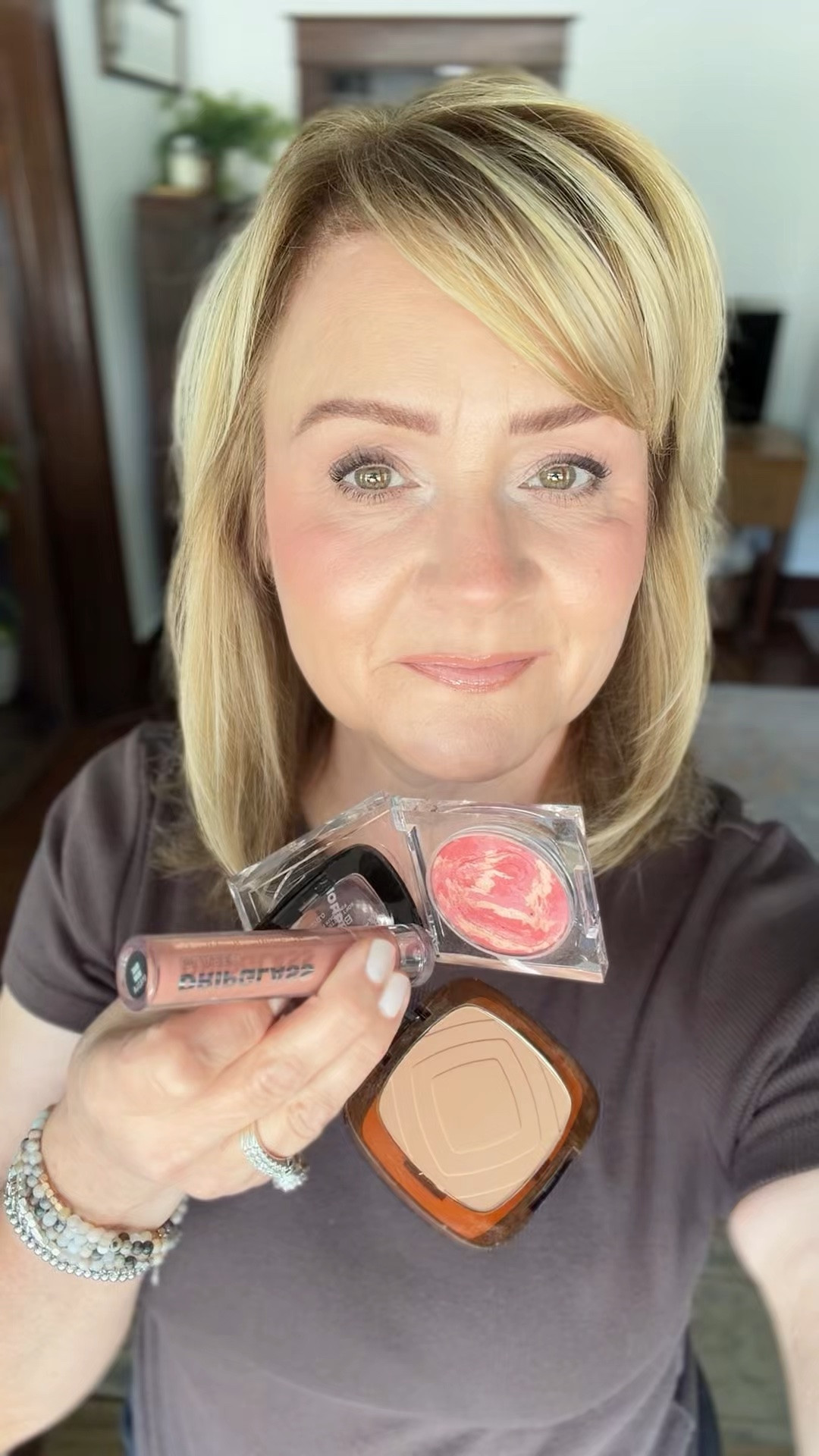 Makeup of the Day 
Gloss in Beige Beam
Liner in Sweetheart
Blush in Wisp
Skin tint in 120

#LTKOver40 #LTKBeauty