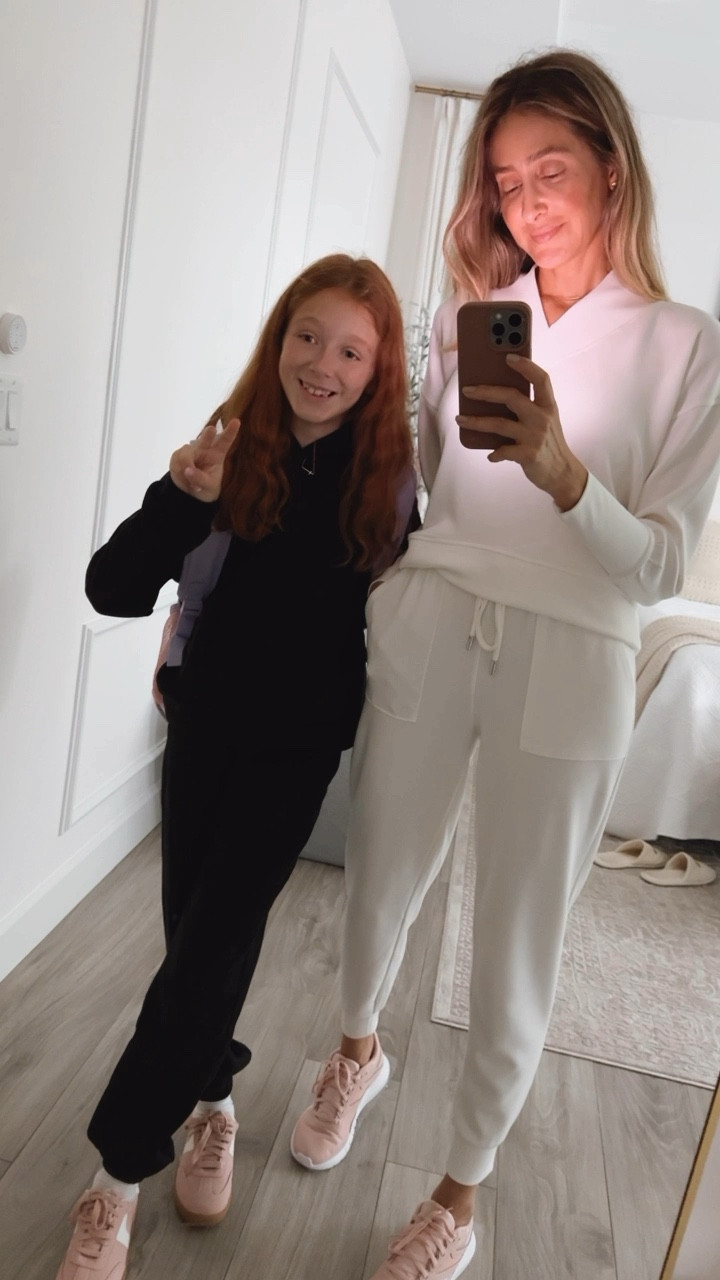 #walmartpartner . Back to school is pretty close and Abbie and I wanted to share our favorite picks with all of you! Abbie loved her new school supplies and new outfit, and I also found the perfect drop-off outfit for myself on @walmart. . @walmartfashion #walmartfashion



#LTKBacktoSchool #LTKStyleTip #LTKSeasonal