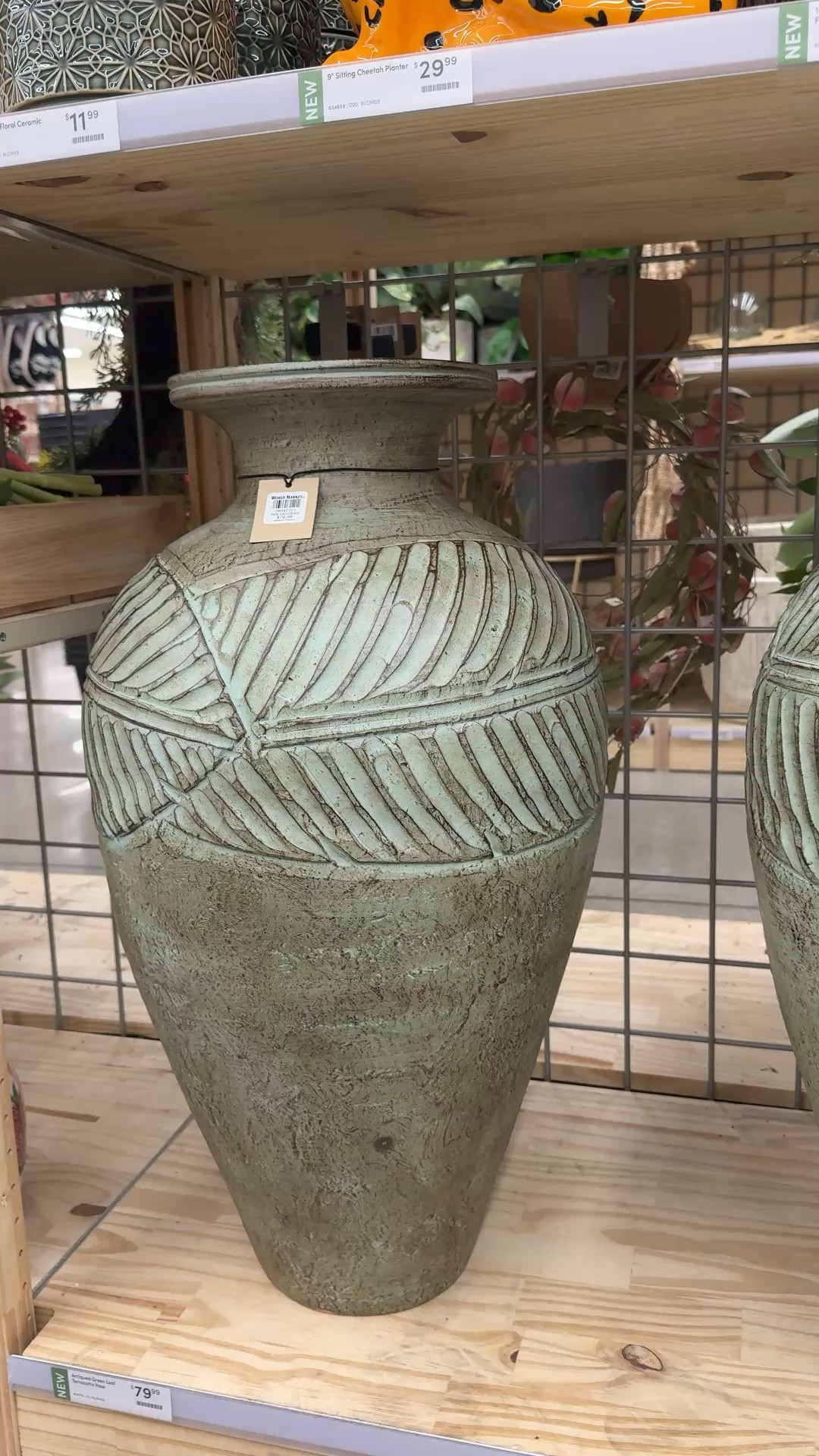 Extra large antiqued vase under $100

#LTKdayinmylife #LTKMothersDay #LTKHome