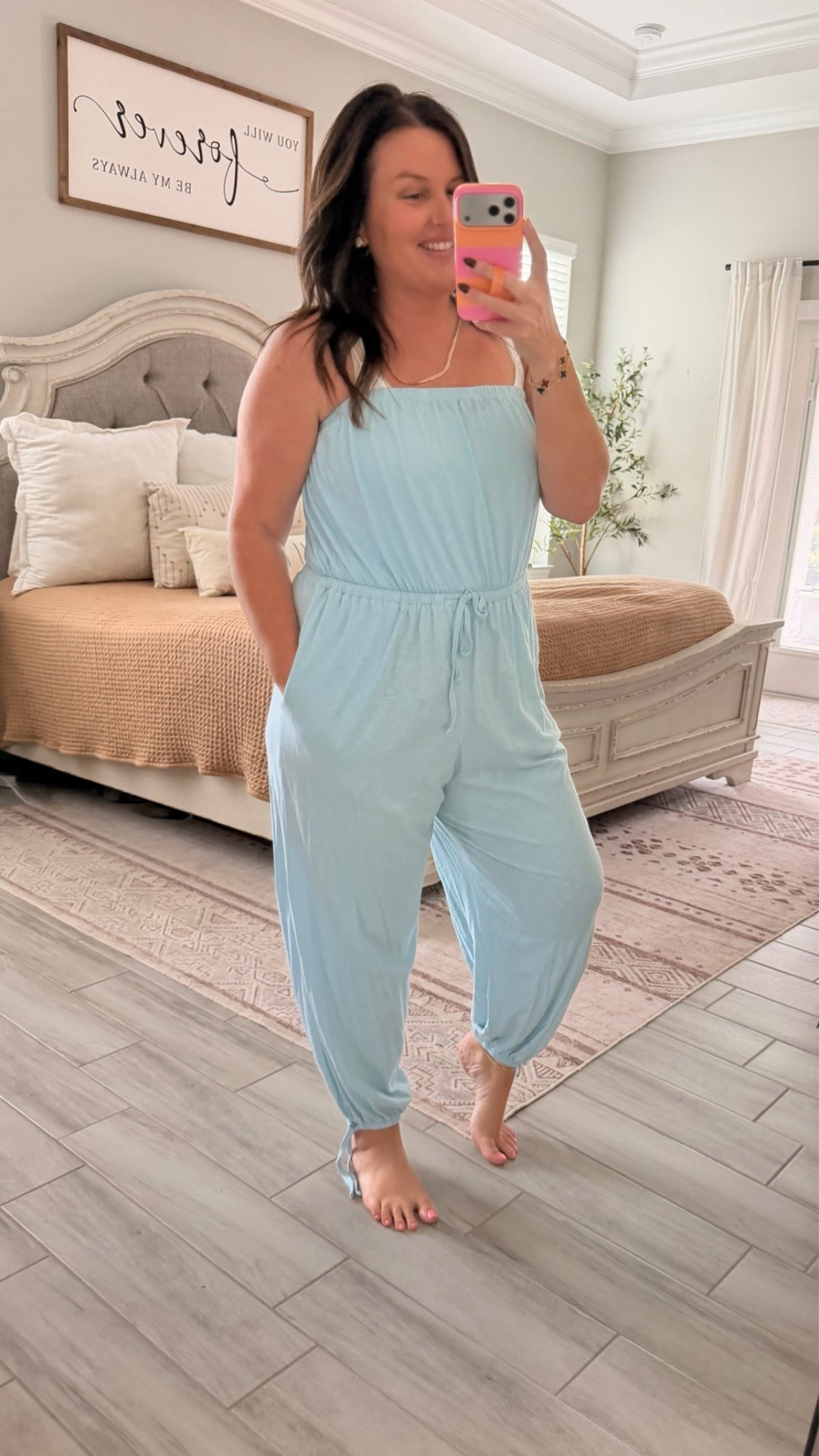 Okayyy American Eagle, this one is GOOD 🩵 😂 Linking it because you need to see this one!

#AmericanEagle #AEPartner #LTKFinds #ComfyOutfit #MomStyle