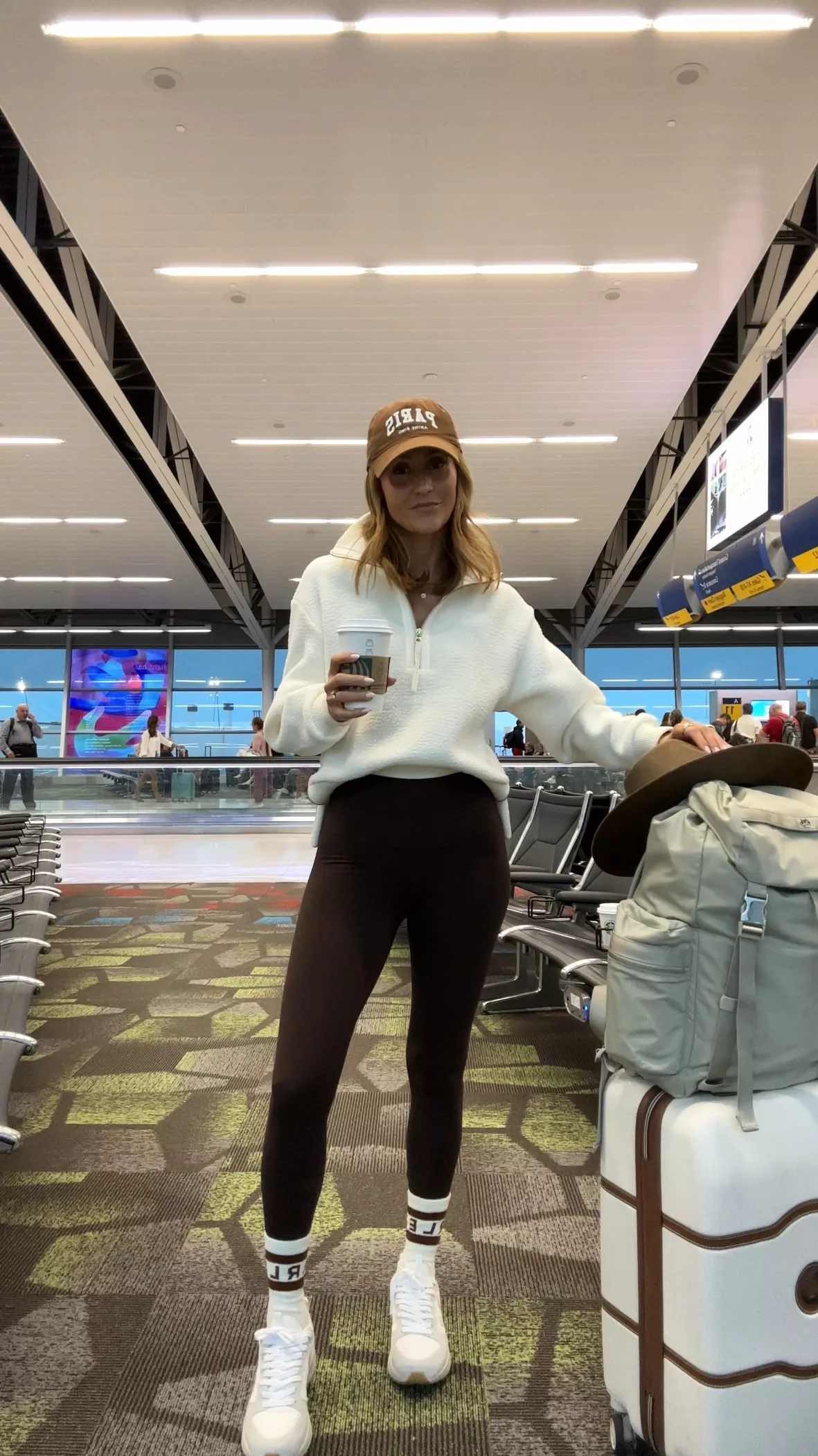 🔗 in B0. Airport travel outfit ideas #ltkstyle #ltkfashion