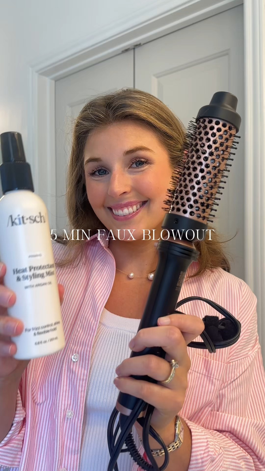 5 minute faux blowout! I’ve been loving using this thermal brush for a quick blowout look or touch up!