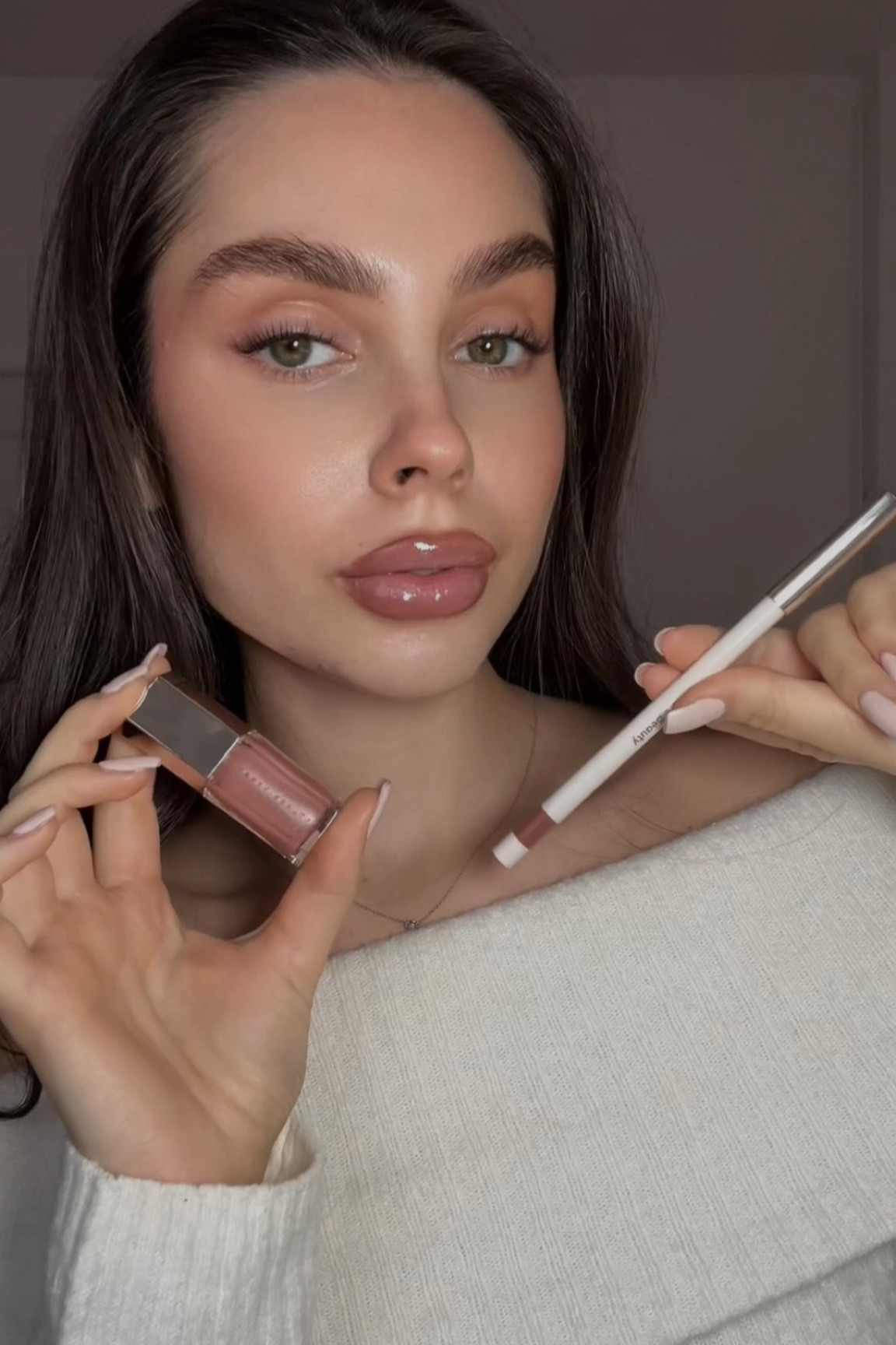 🧸💕 Lip combo:
Rare beauty lip liner in Wise
Fenty gloss bomb Sweet Mouth

#LTKBeauty