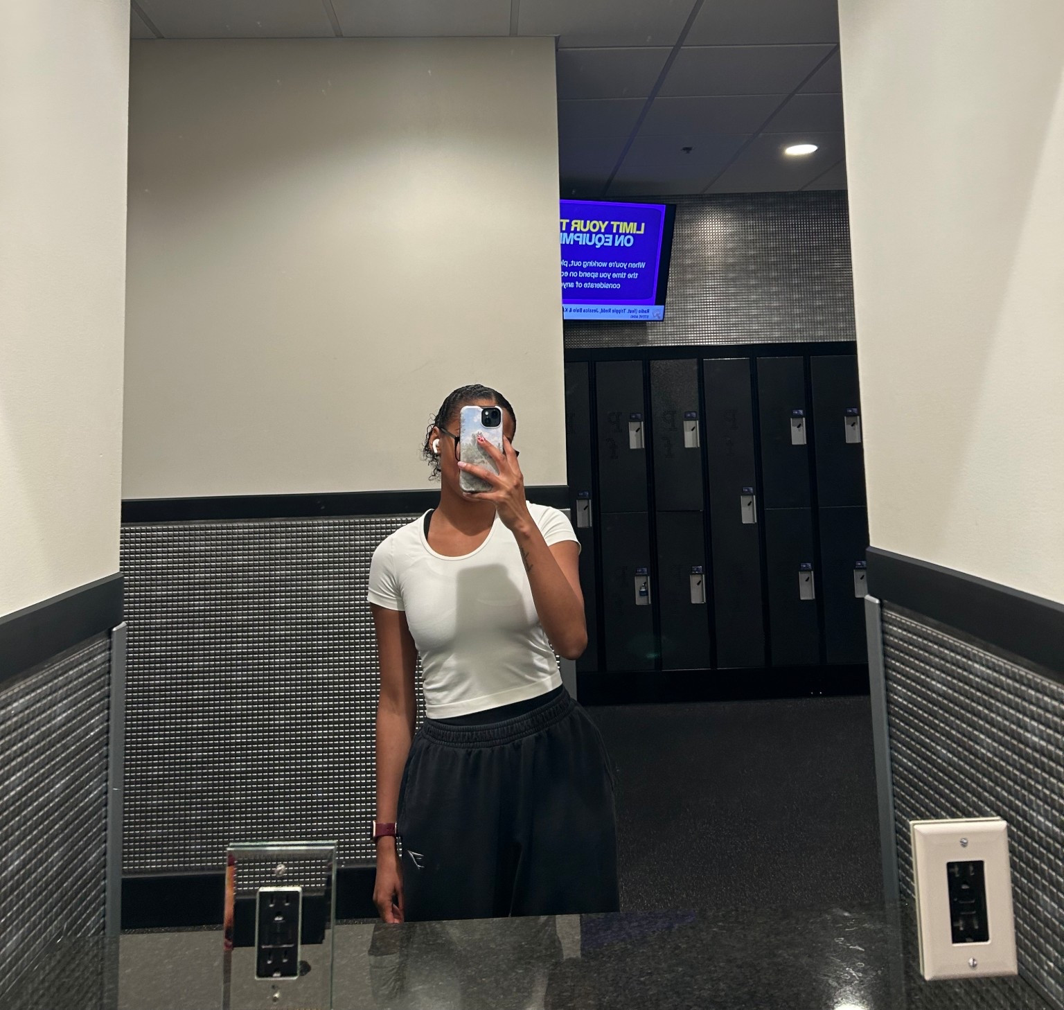 Another Monday workout with gymshark sweats for the cool weather! 💪🏾

#LTKfitness

#LTKfitnessgoals #LTKootd #LTKPetite