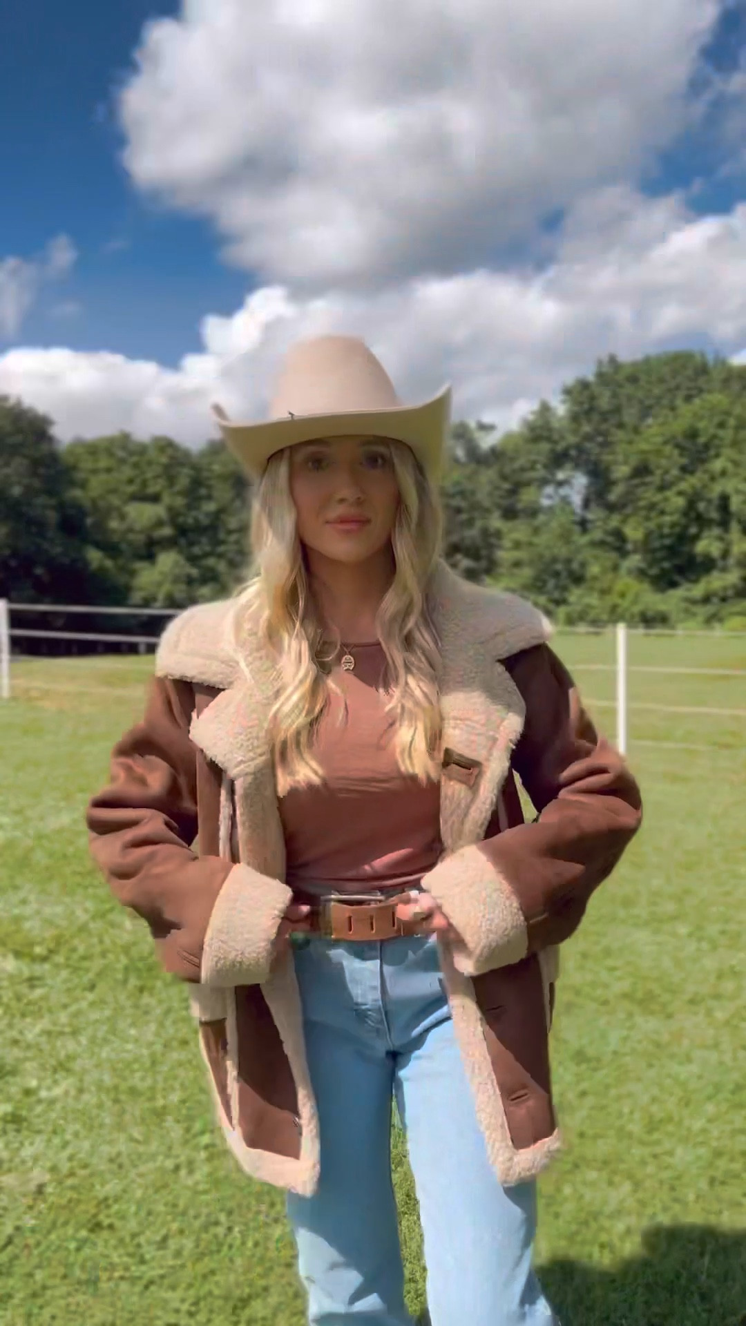 the cutest fall + winter sherpa jacket from @wrangler #ad 

#LTKStyleTip #LTKSeasonal #LTKU