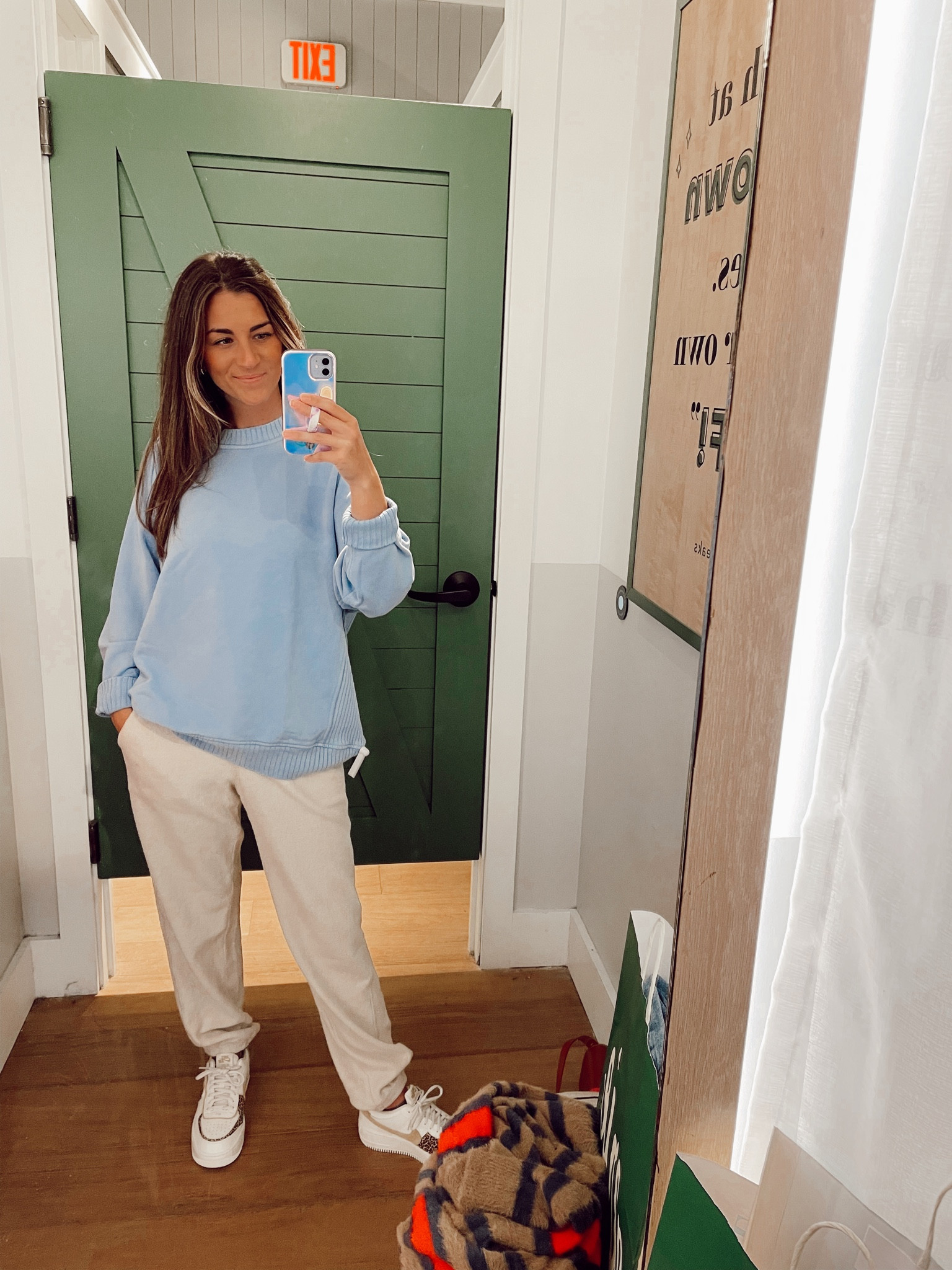 I want every single color in this oversized sweater!!! It feels like a sweatshirt and is so cute! 

#LTKHoliday #LTKsalealert #LTKstyletip