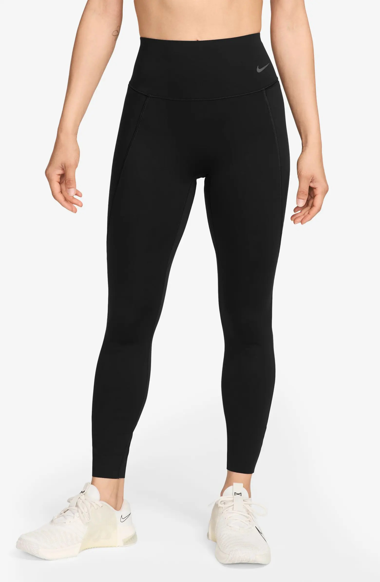 Universa Medium-Support High-Waisted Pocket 7/8 Leggings | Nordstrom