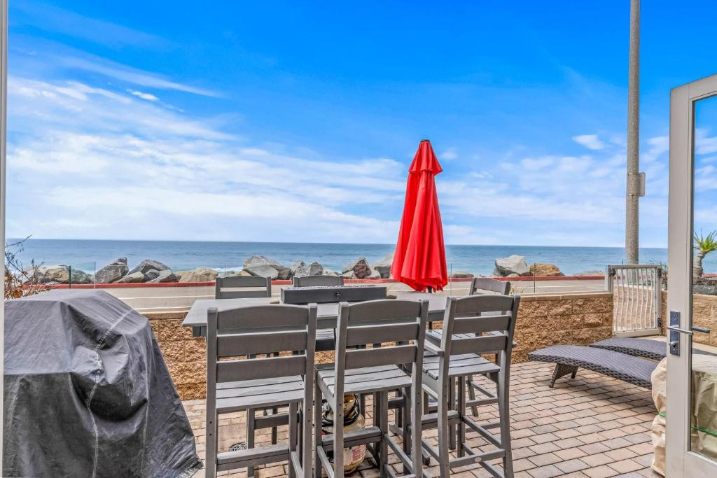 Oceanside Escape | Booking.com North America