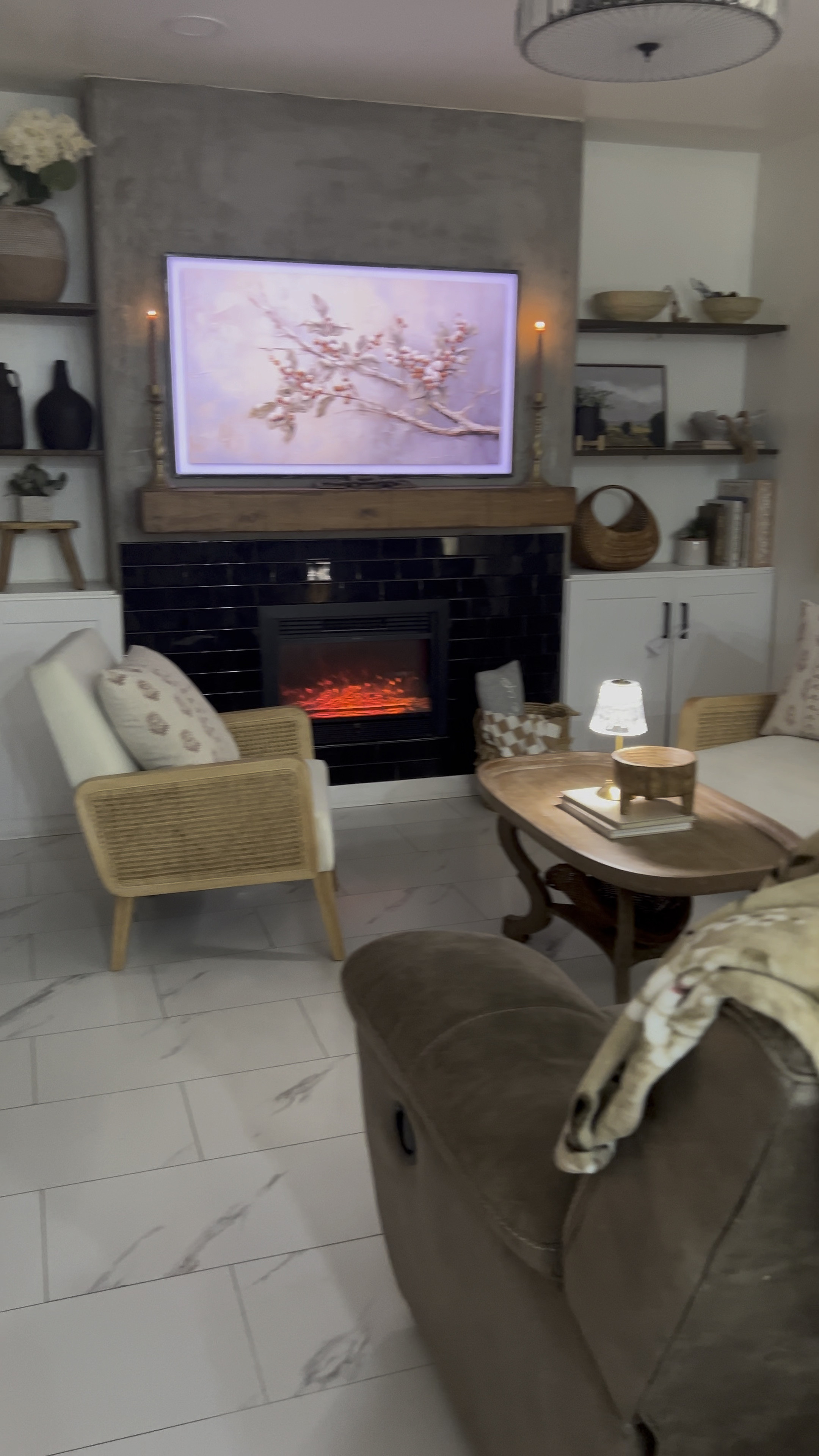 After Christmas decor, living room, coffee table, bedroom, candles, fireplace 

#LTKhome