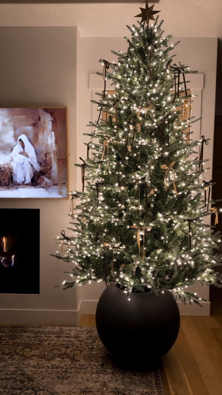 The viral Home Depot Christmas tree is back in stock! This is it in my mom’s house last year! I just ordered mine 😍

#LTKHome #LTKHoliday #LTKSeasonal