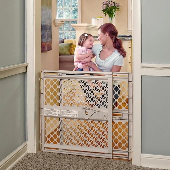 Toddleroo by North States - Supergate Ergo Baby Gate: Plastic Baby Gate for Stairs & Doorways - A... | Amazon (US)