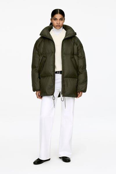 Upcycled Down Puffer Jacket – Dark Green – Women – ARKET GB | Arket UK