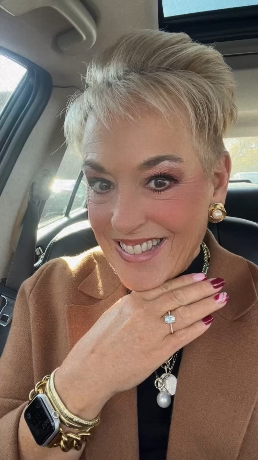 Moissanite Ring
Oval Cut Engagement Ring Pave Band
