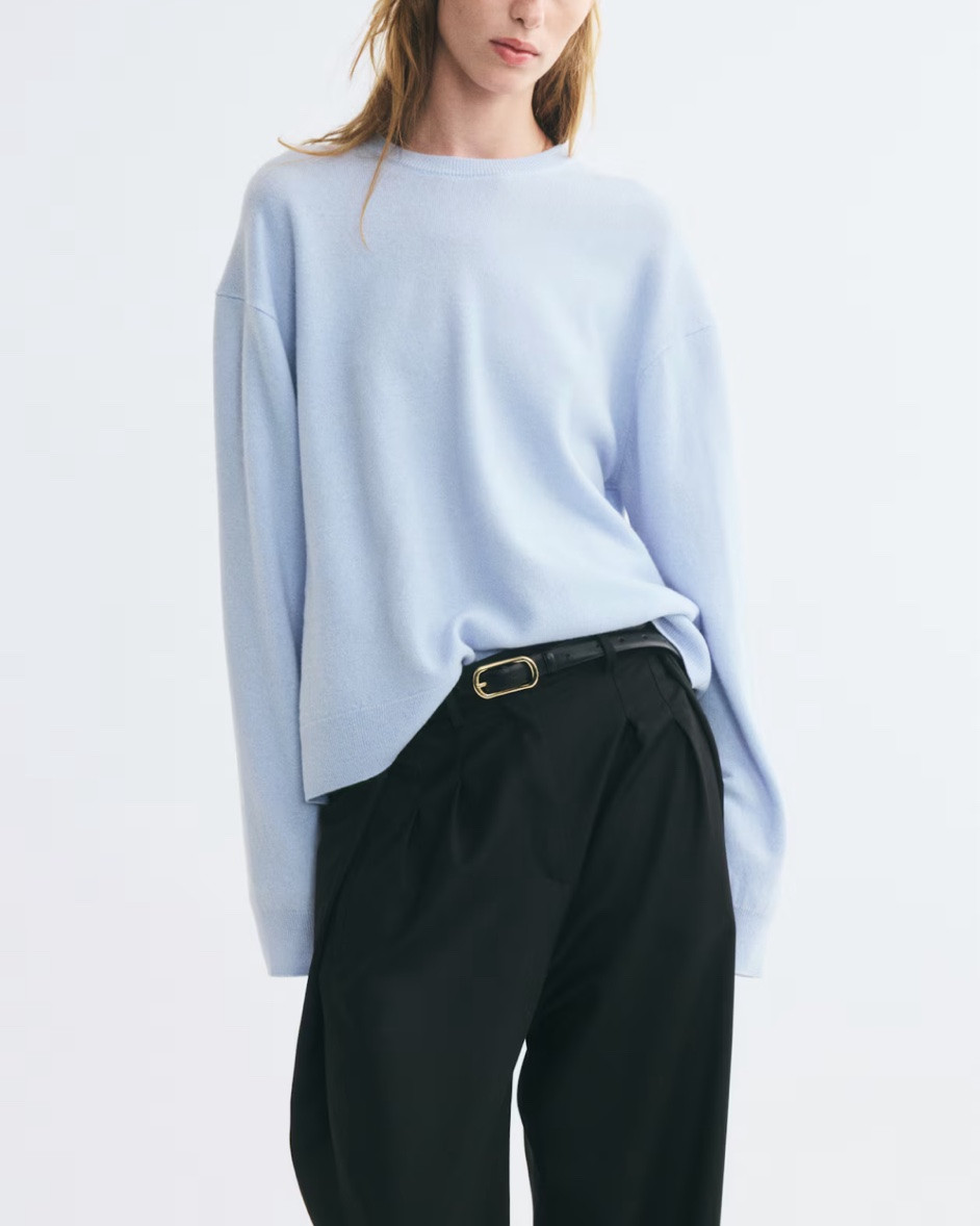 Light blue oversized sweater

#LTKSeasonal