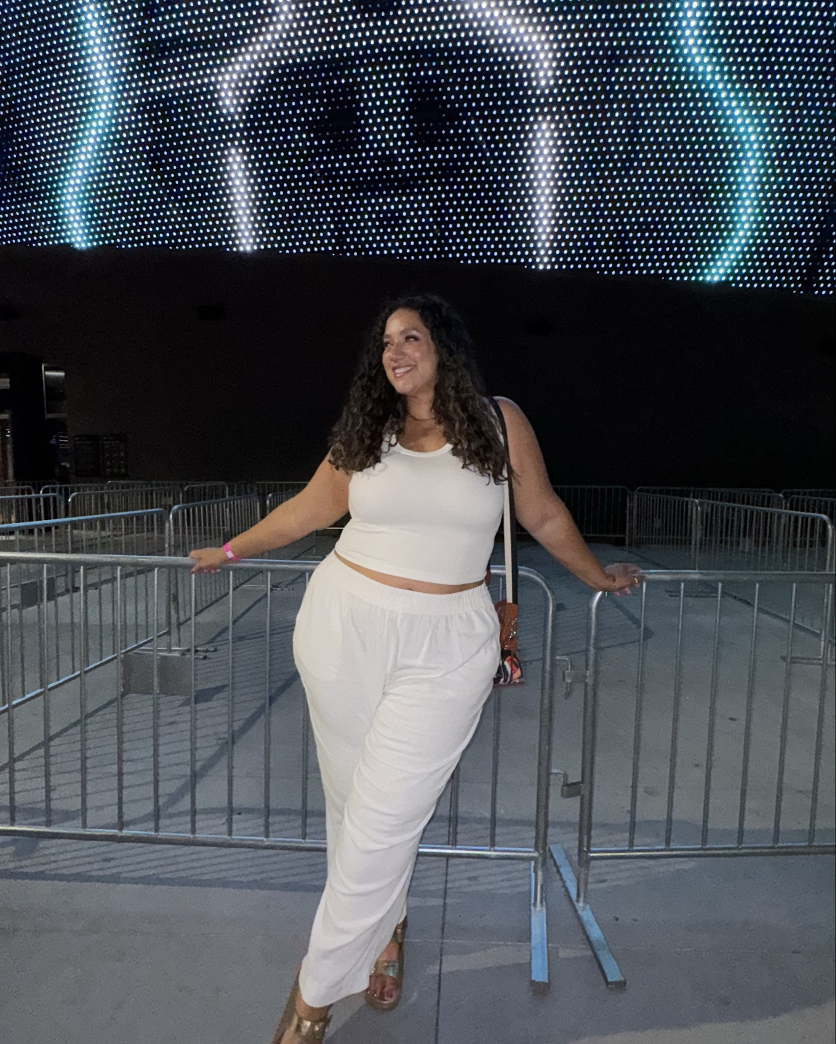 2 nights in Vegas 
Comfortable and cute 
Backstreet Boys concert outfit 


#LTKPlusSize #LTKSaleAlert #LTKParties