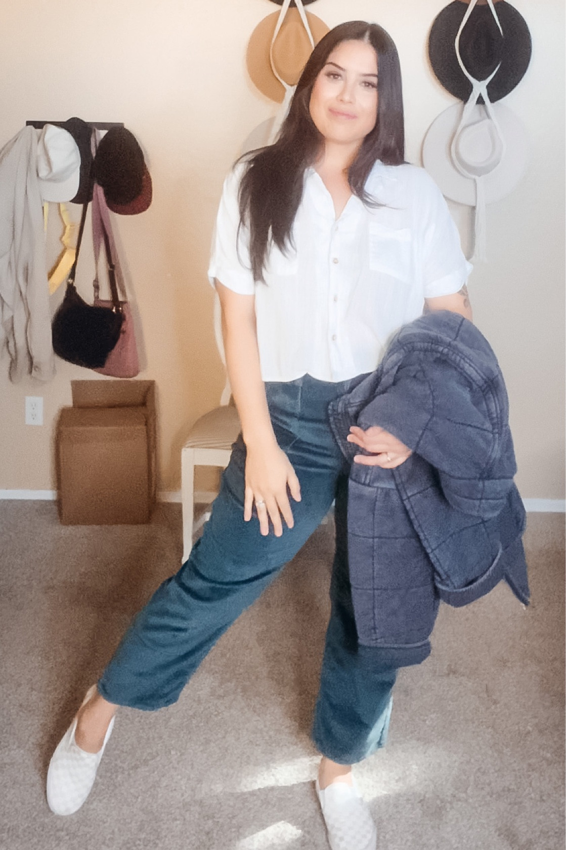 Blue vintage cords. Pants have a little stretch to them. Everything fits true to size 

#LTKcurves #LTKHoliday #LTKSeasonal