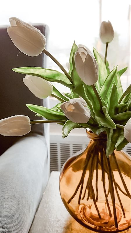 These faux tulips are perfect for spring 🌱🌷They're so realistic!

#LTKSeasonal #LTKhome #LTKfindsunder50
