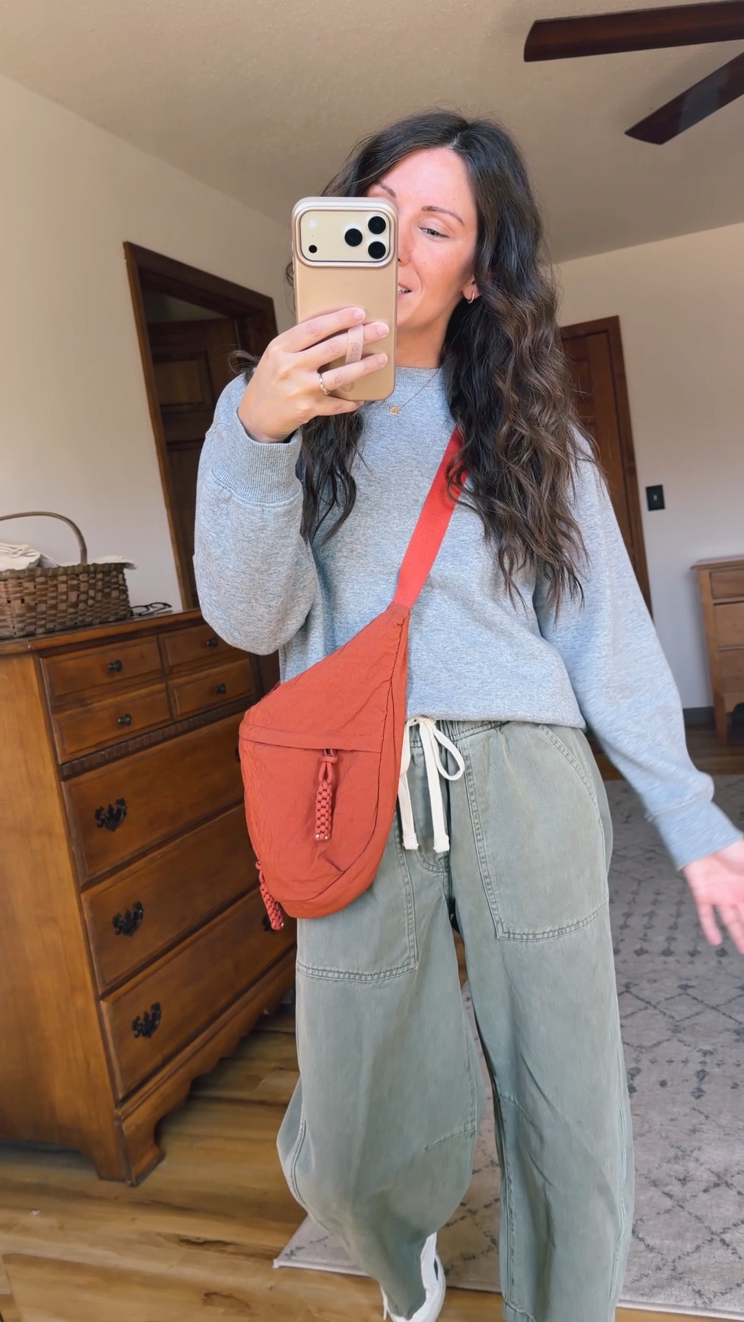 small in my ribbed tee, small in my crewneck sweatshirt (also own it in other colors in size xs), xs petite/short in my pants, and size 6.5 in my sneakers. 


#LTKootd #LTKPetite #LTKSaleAlert