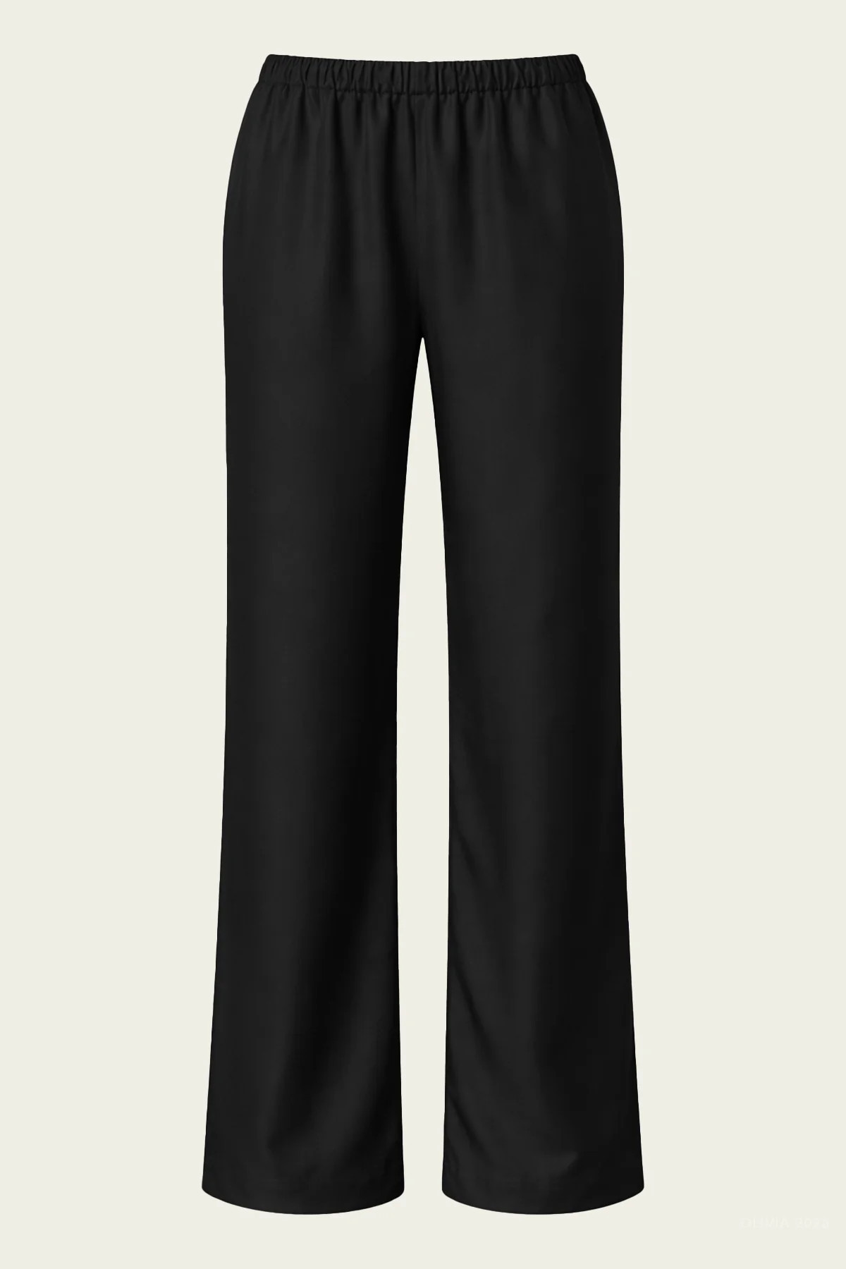 Twill Everywhere Pant in Black - Black 4 | Shop Olivia