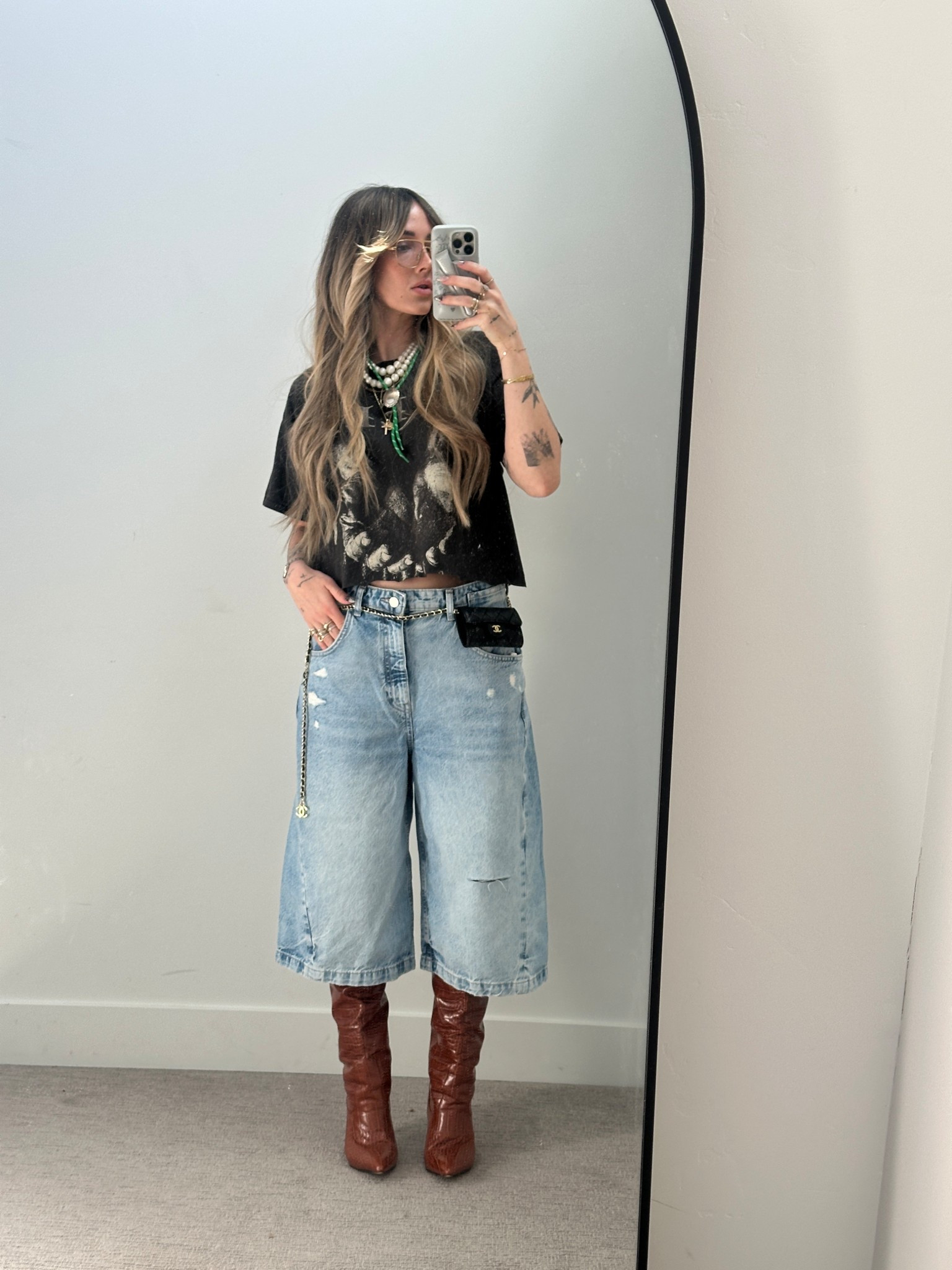 Chanel wallet belt is linked in bio with discount code :) 