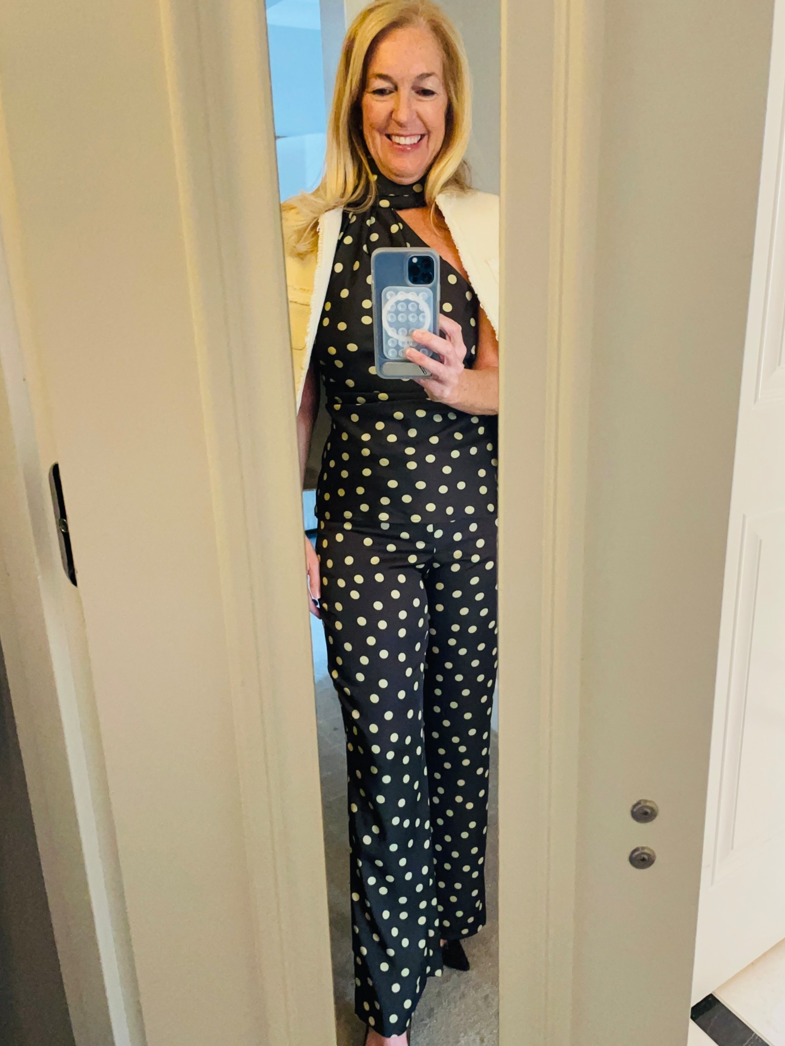 Cutest set  . . . 
|
#arebelinprada #pantsset #set #greenset 

#LTKFindsUnder100 #LTKPetite #LTKFindsUnder50