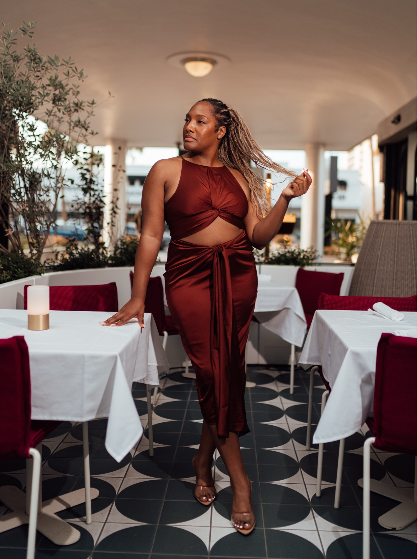 Loved wearing this brown Andrea Iyamah dress this summer - might need to find a way to wear this fall too!

#blackownedbrand #transitionalstyle #girlsnight #houston
