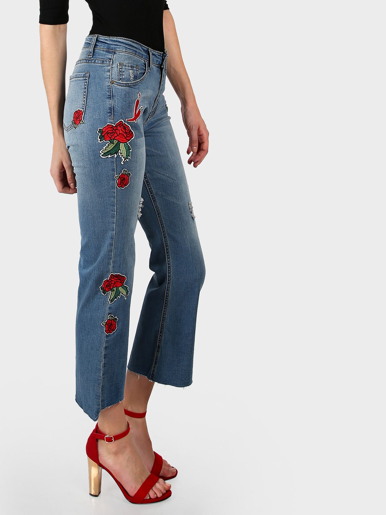 Blue Bleached Wash Jeans With Embroidered Patch Detail | SHEIN