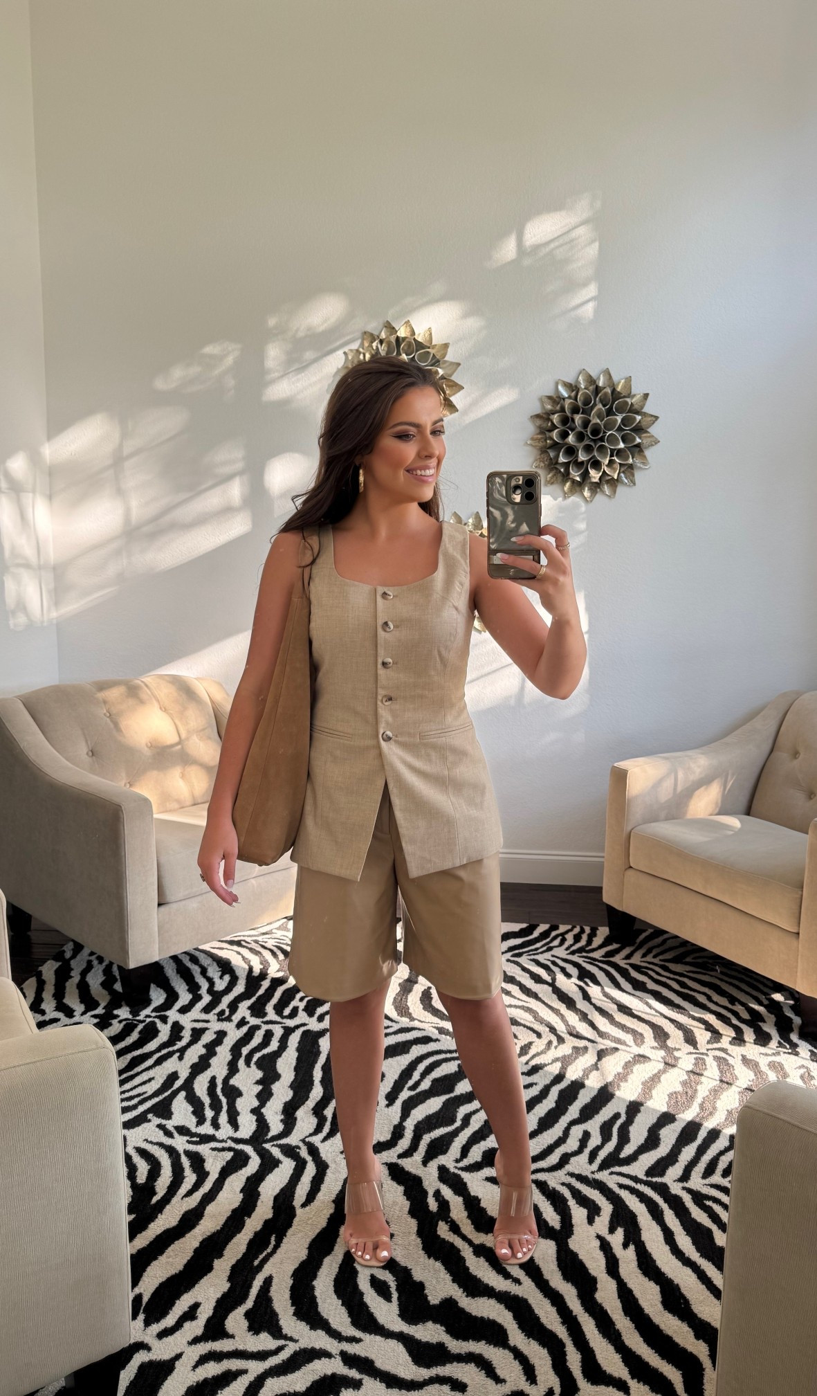 Loving this new vest from TJMaxx! It’s the perfect transitional piece for fall! Happy Shopping!🤍 

#LTKStyleTip #LTKFindsUnder50 #LTKWorkwear