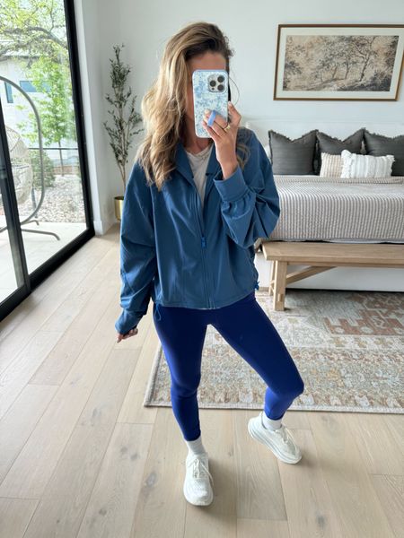 Loving this blue! I’ve been really consistent with my Pilates workouts and picking outfits every day is always so fun!

Pilates, lululemon leggings, workout outfit 

#LTKfitness #LTKstyletip #LTKfindsunder100