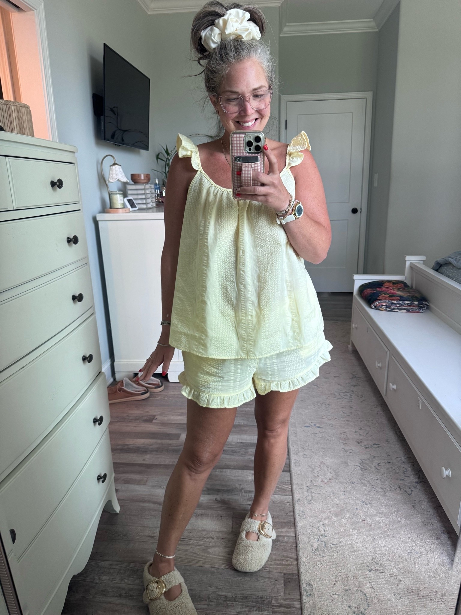 Walmart pajamas I am IN LOVE with 
Size large

#LTKmomlife #LTKMidsize #LTKOver40