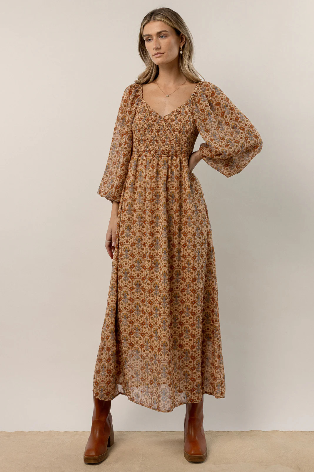 Averie Floral Midi Dress in Camel | Böhme US