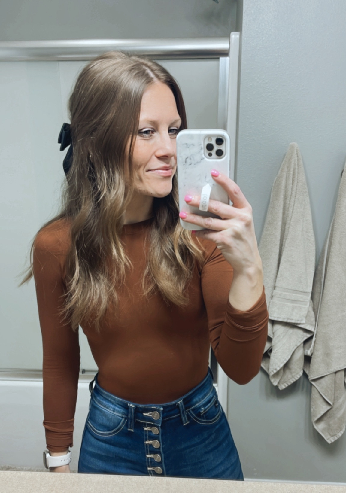 The perfect tee & bow 🎀

#LTKfindsunder50 #LTKstyletip #LTKfindsunder100