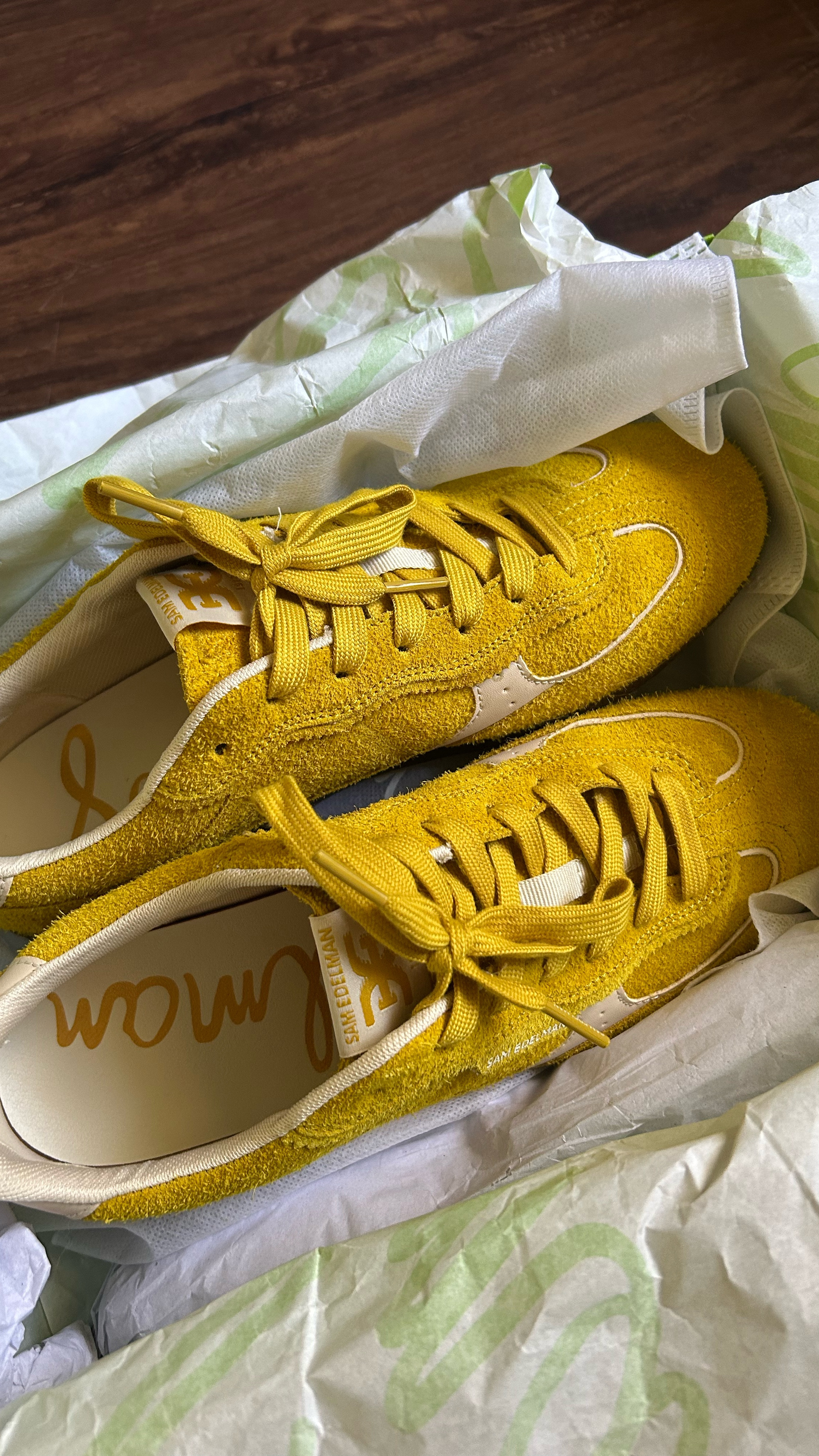 Sam Edelman yellow sneakers! 💛💛💛