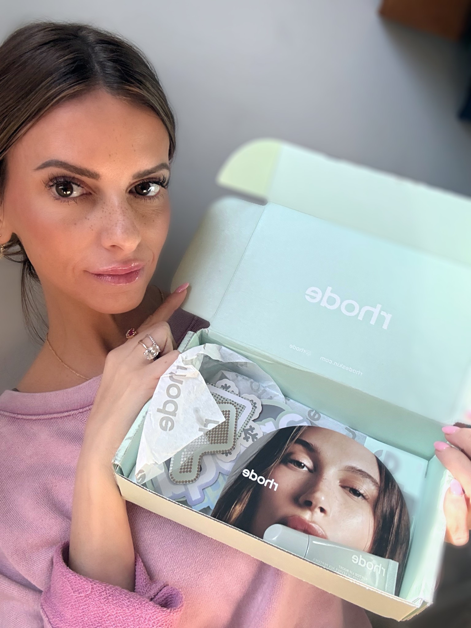 Just got in the brand new Rhode lip mask and I have to say, I’m obsessed! It works so well to plump and hydrate your lips! I will def be re-purchasing it! 

#LTKmorningroutine #LTKBeauty #LTKdayinmylife