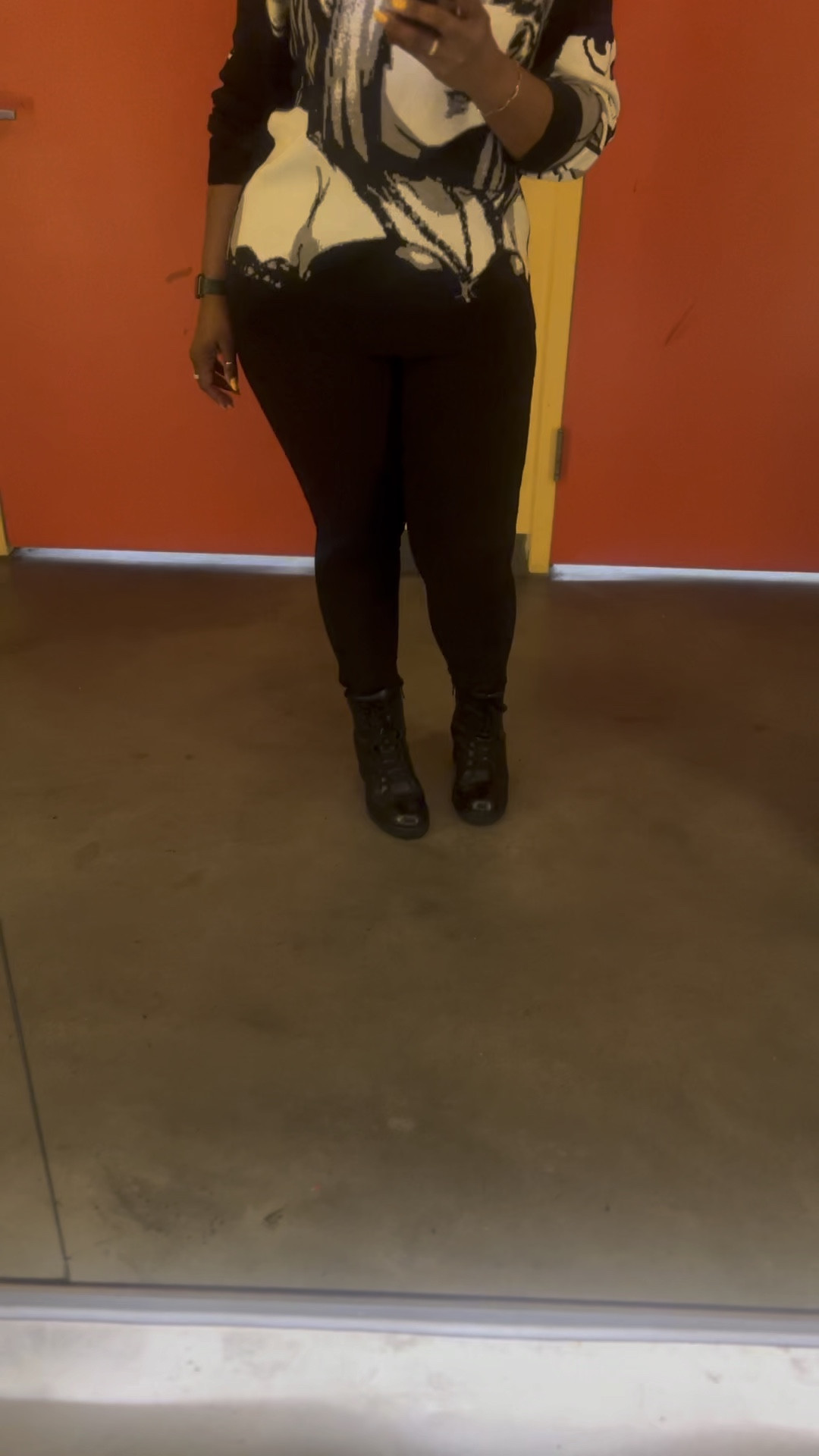 Friday Night Vibes!

#LTKplussize