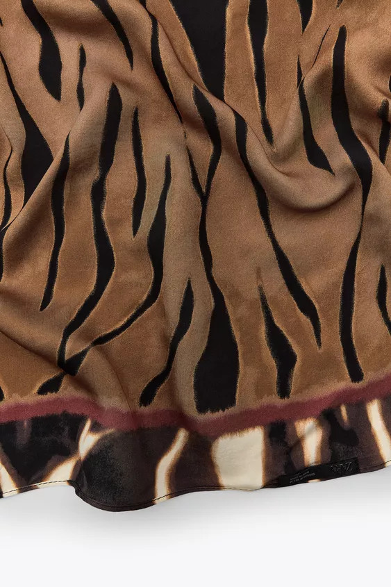 ANIMAL PRINT VISCOSE SCARF | Zara US