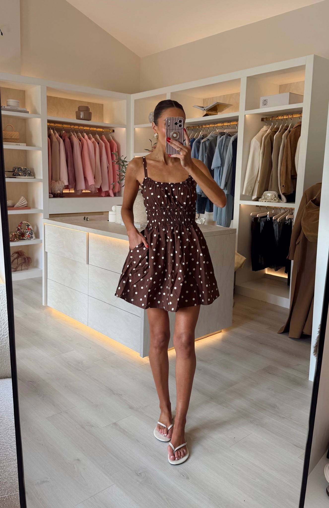 20-40% off everything at Abercrombie - use code AFGEORGIA for an extra 15% off! 

Wearing size XXS 

#LTKuk #LTKspring #LTKdresses