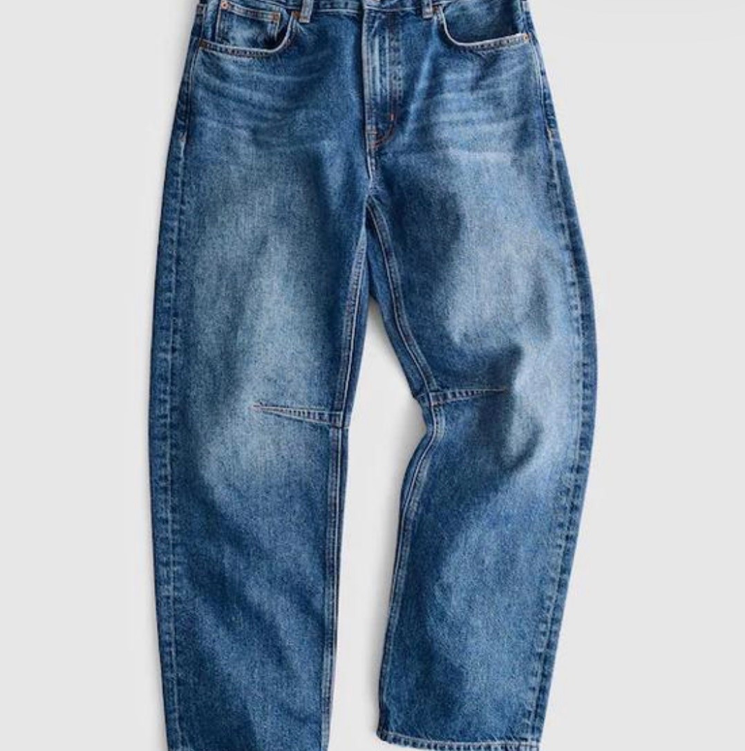 These are my fav barrel jeans by Madewell! Make sure you click on the jeans and copy the code to get 20%off your order!!

#LTKxMadewell #LTKOver40 #LTKSaleAlert
