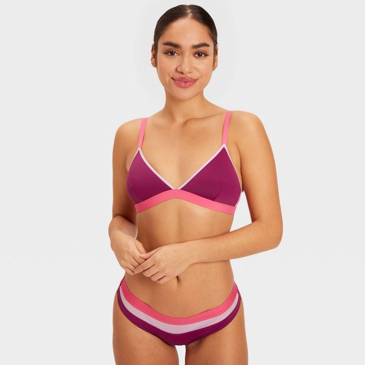 Parade Women's Re:Play Triangle Wireless Bralette | Target