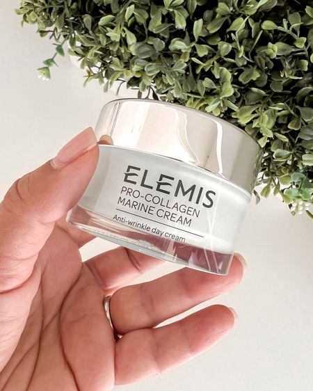 I’ve been using this Elemis Pro-Collagen Marine Cream for a while now and absolutely love it! The texture and consistency is really nice and luxurious and it’s been really good on my sensitive skin! Definitely recommend giving this a try, especially while it’s on sale 20% off here in the LTK app! Also comes in a version with SPF which I will try next. I also use the facial wash daily and love that too! Shop the Elemis sale by copying the promo code below, clicking on a product image and pasting the promo code at checkout so you receive the 20% discount!

#liketkit @shop.ltk https://liketk.it/4jdzT

Beauty finds, beauty gift ideas, beauty gift guide, everyday beauty essentials, skincare, skin care, face moisturizer, anti-aging cream, skin moisturizer, daily moisturizer, Elemis skincare

#LTKSale #LTKover40 #LTKbeauty