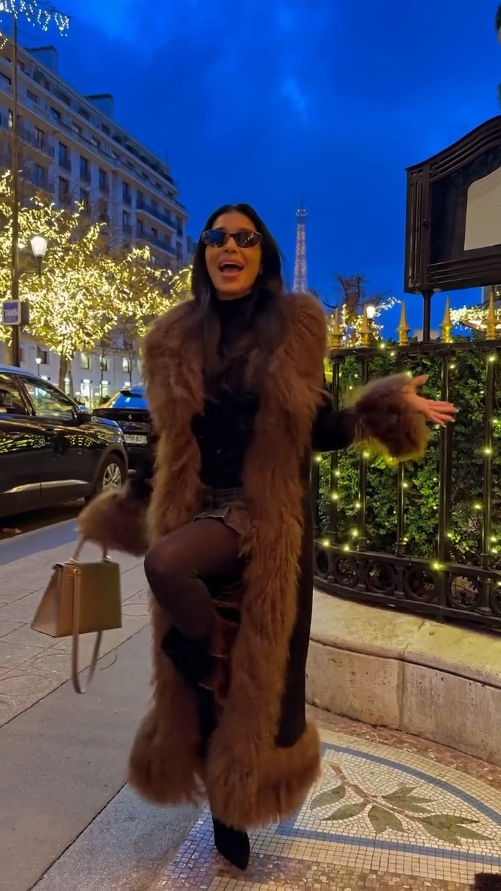 Just got to Paris, perfect time to use this audio of Queen 👑 @mariahcarey 🇫🇷