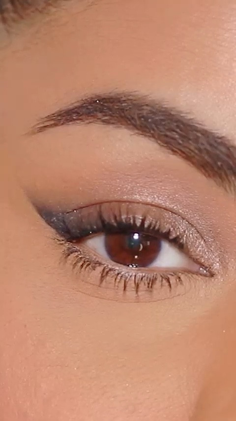 Try the EASIEST Soft Wing Makeup using Pencil Method!
Have you tried this easiest soft wing makeup technique using the pencil method? It gets done in no time and looks gorgeous! Soft wings are also extremely forgiving on hooded eyes. I hope you enjoy this tutorial.
❤️Products used in this tutorial (in order):
colourpop honeydude liner
Charlotte Tilbury Matte & Metallic Double Ended Eyeliner
Wet n Wild multi stick
Fenty Hella Thicc Volumizing Mascara

#LTKbeauty #LTKwedding #LTKunder50
