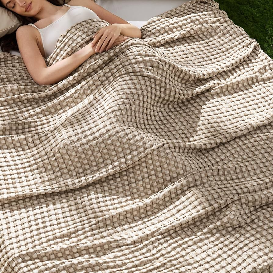 Bedsure Cooling Waffle Queen Size Blanket - Lightweight Cotton Blanket for Hot Sleepers, Luxury T... | Amazon (US)