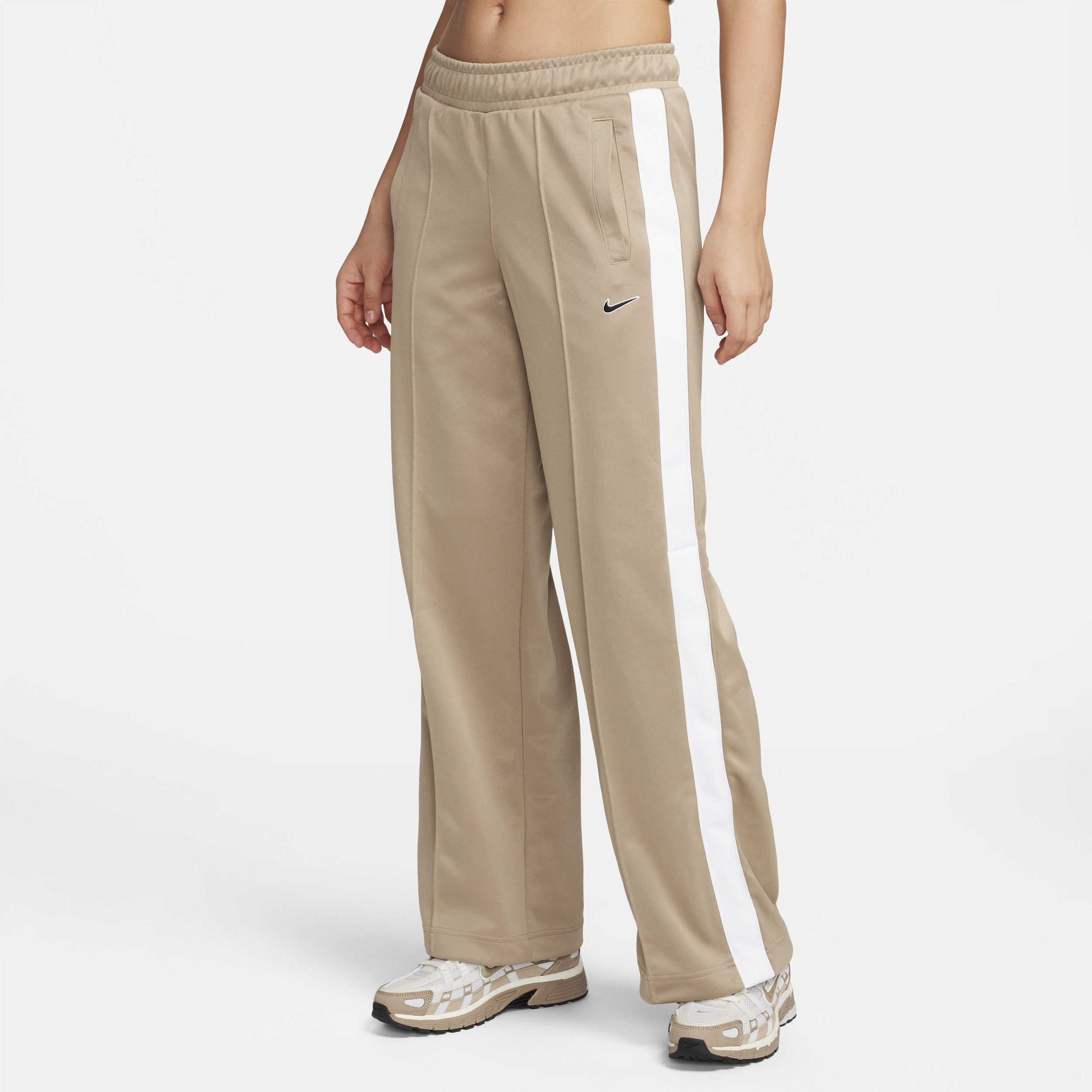 Women's Nike Sportswear Pants in Brown | FZ7279-247 | Nike (US)