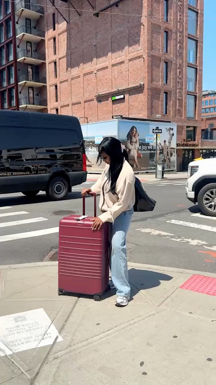 It’s always BÉIS or nothing! The perfect roller luggage that comes in many colors

#LTKTravel
