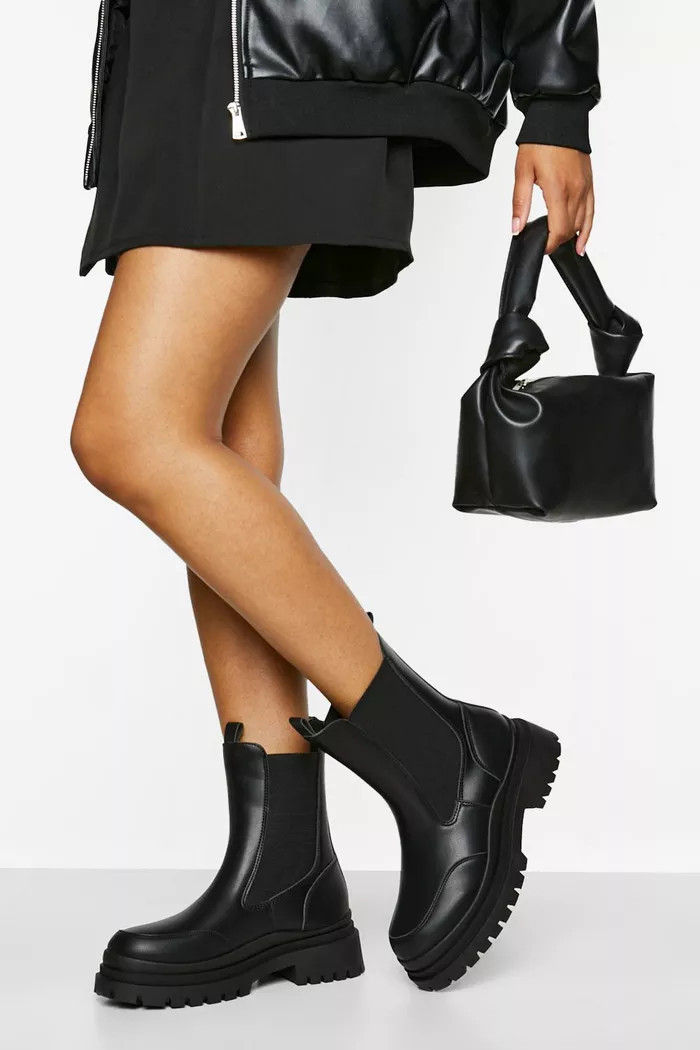 Wide Fit Chunky Wave Sole Chelsea Boots | Boohoo.com (UK & IE)