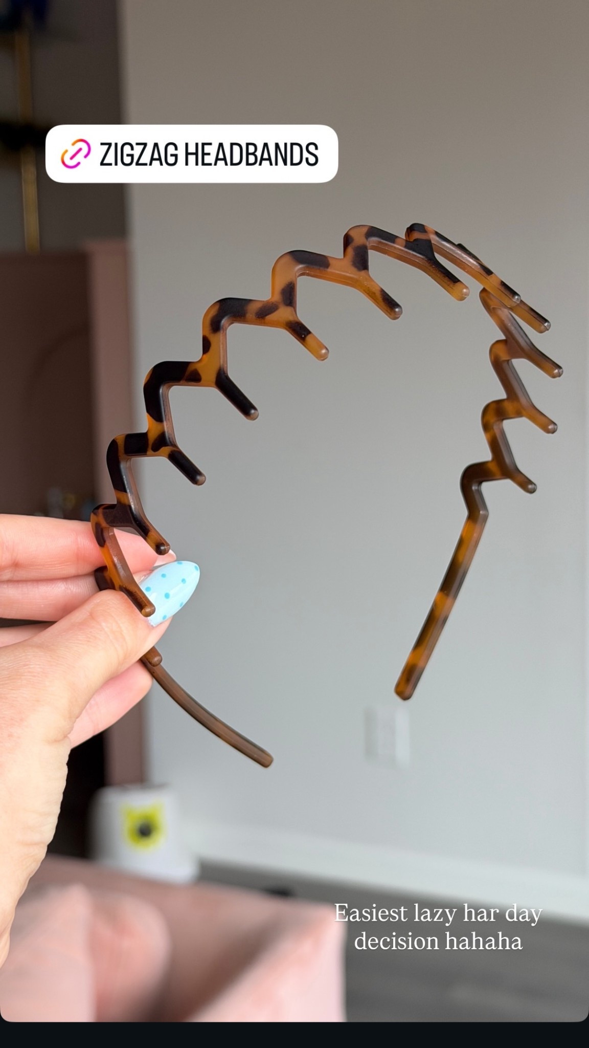 I wore this headband today since my hair was dirty and it was fun to switch things up!

#LTKdayinmylife #LTKootd #LTKgrwm